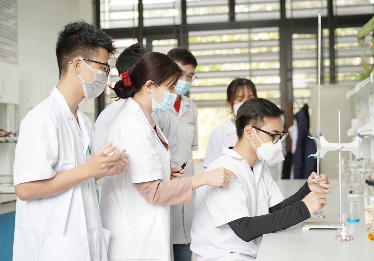 Xây dựng cơ sở dữ liệu về đội ngũ trí thức khoa học và công nghệ