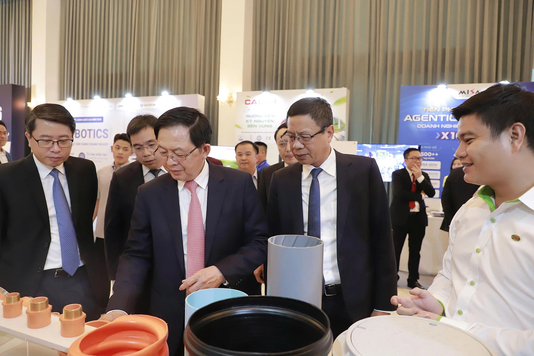 'Khoa học, công nghệ phải trở thành nguồn tạo ra năng suất mới'
